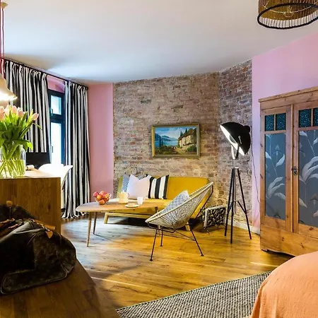 Apartment Beautiful Design In